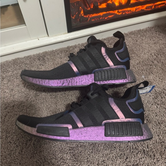 NEW Adidas NMD_R1 Eggplant - Picture 1 of 8